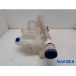 Peugeot - Partner - Front windscreen washer reservoir