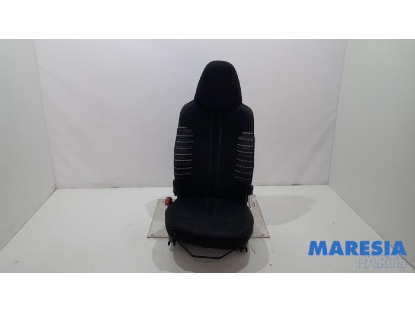 Citroen - C1 - Seat, left