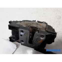 Renault - Kangoo - Sliding door lock mechanism, right