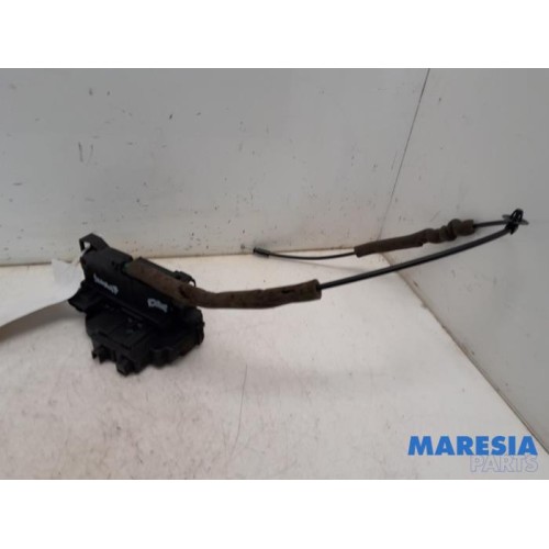 Renault - Kangoo - Sliding door lock mechanism, right