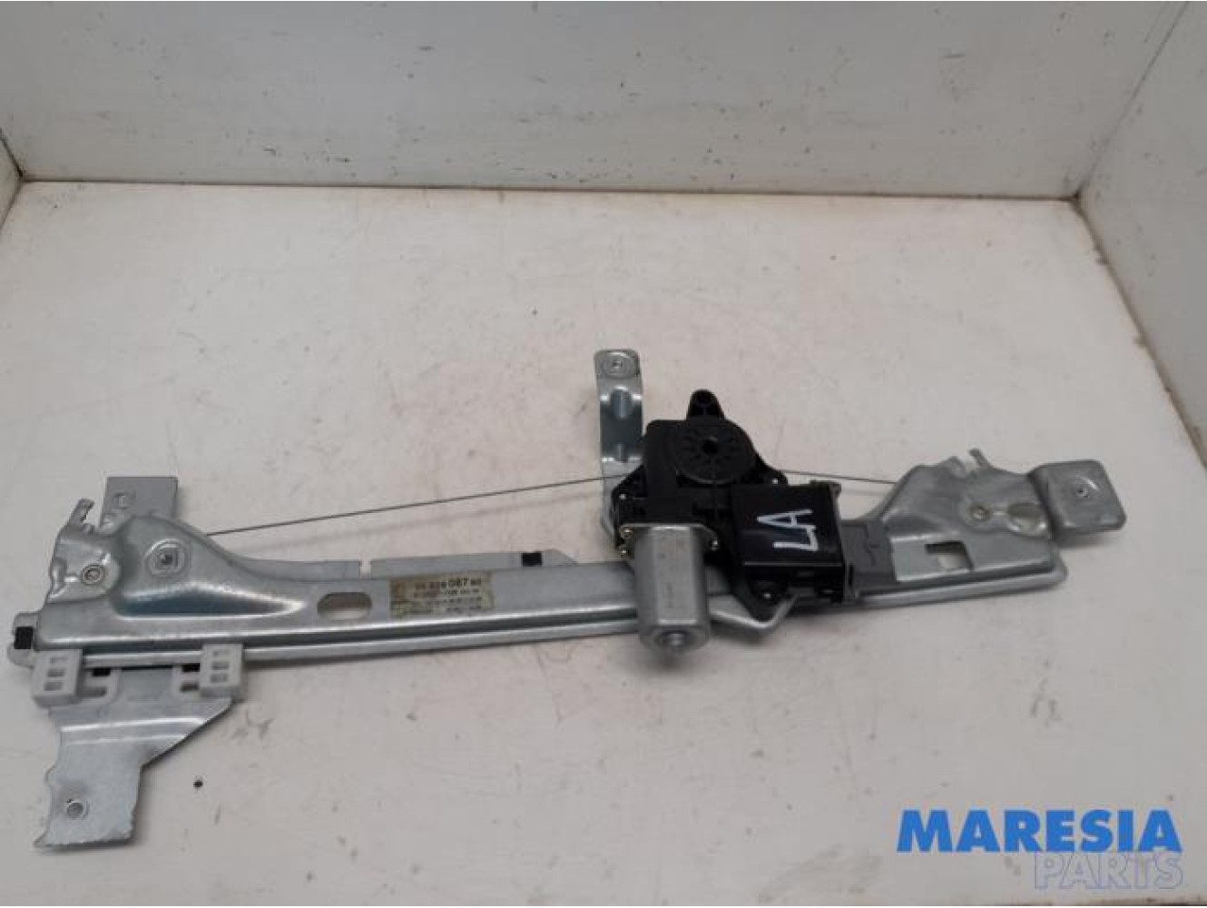 Peugeot - 3008 - Rear door window mechanism 4-door, left