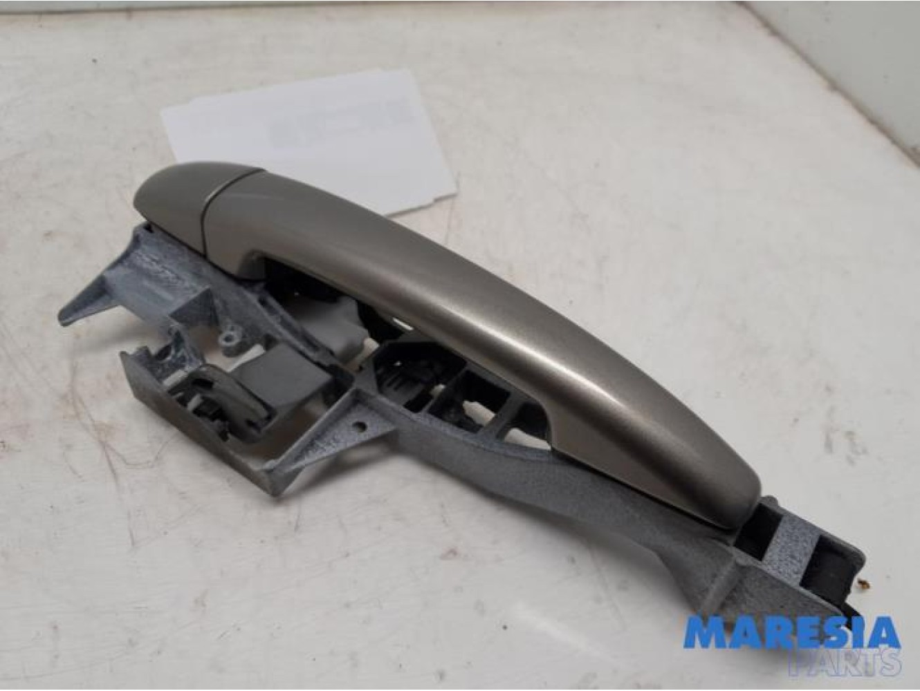 Peugeot - 3008 - Rear door handle 4-door, left