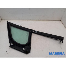 Peugeot - 3008 - Vitre triangulaire avant droite