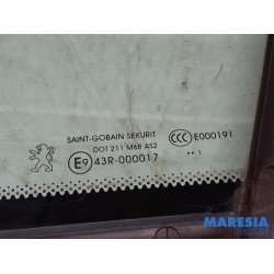 Peugeot - 3008 - Dreieckfenster links vorne
