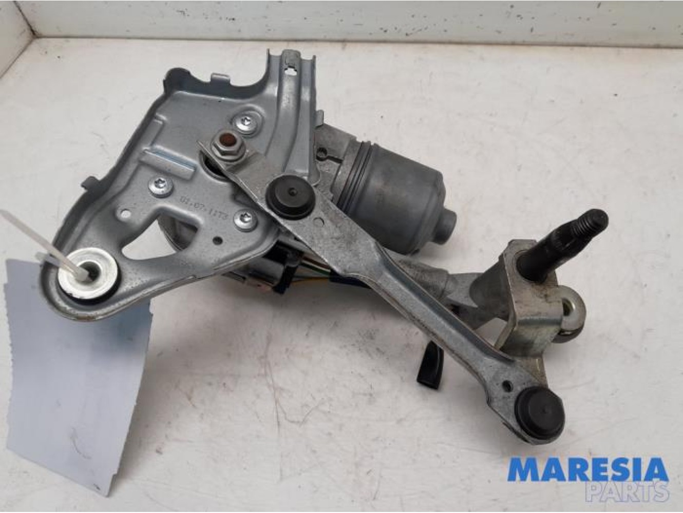 Peugeot - 3008 - Front wiper motor