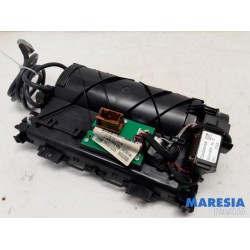 Peugeot - 3008 - Navigation Display