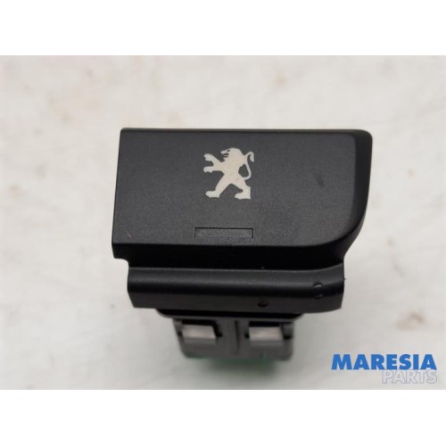 Peugeot - 3008 - Switch (miscellaneous)