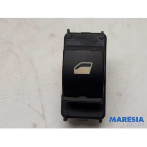 Peugeot - 3008 - Electric window switch