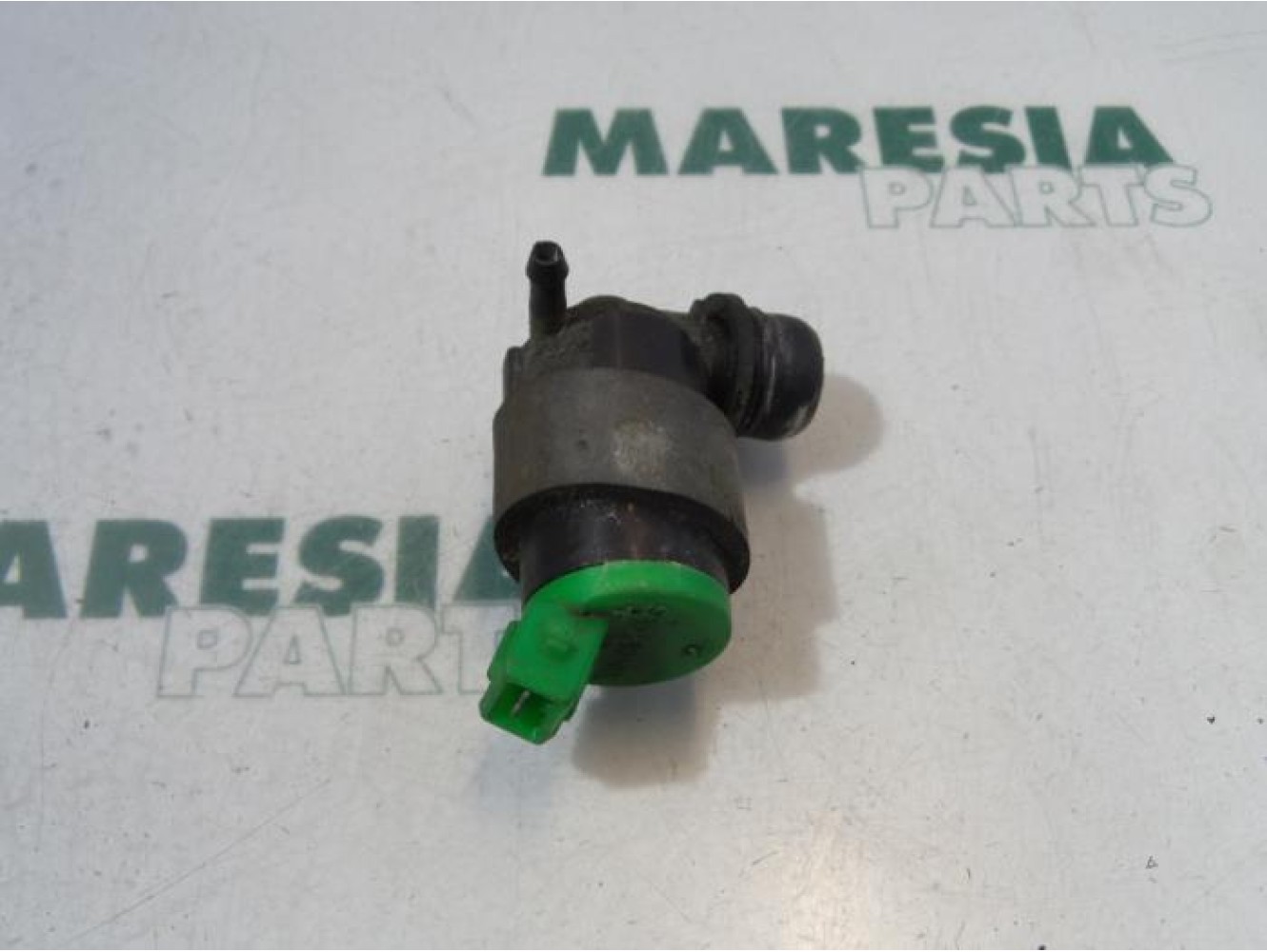 Citroen - BX - Scheibensprüherpumpe vorne