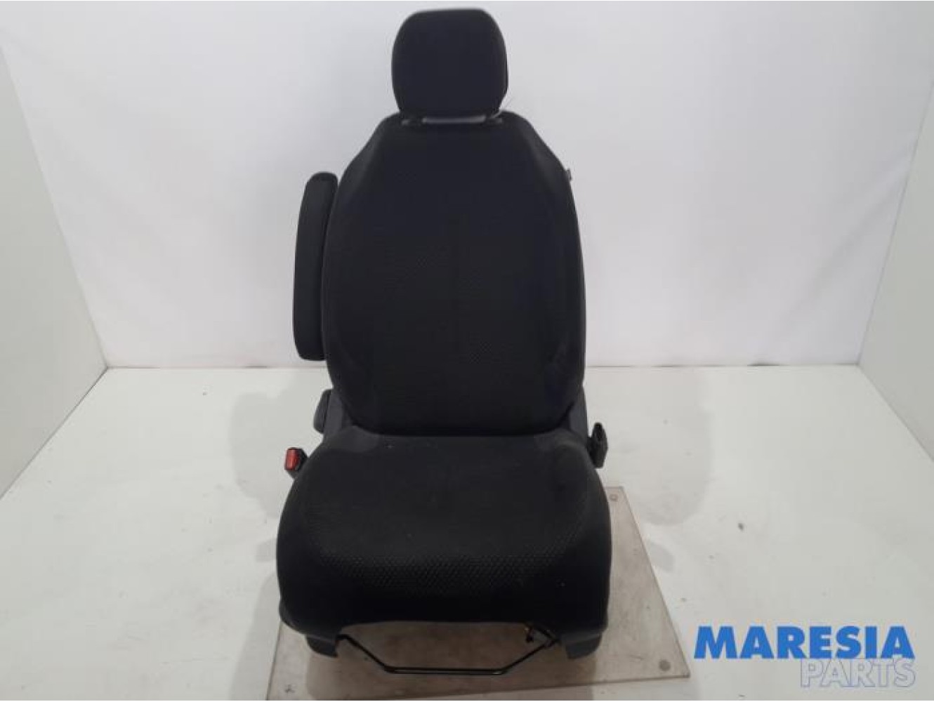 Citroen - C4 Grand Picasso - Seat, left