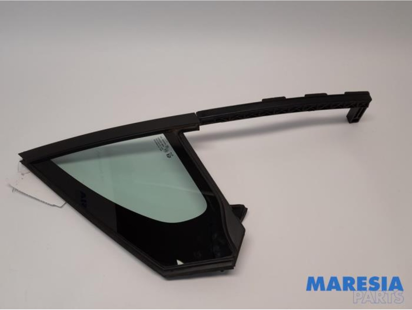 Peugeot - 208 - Dreieckfenster links vorne