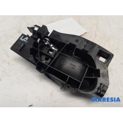 Peugeot - 208 - Rear door handle 4-door, left