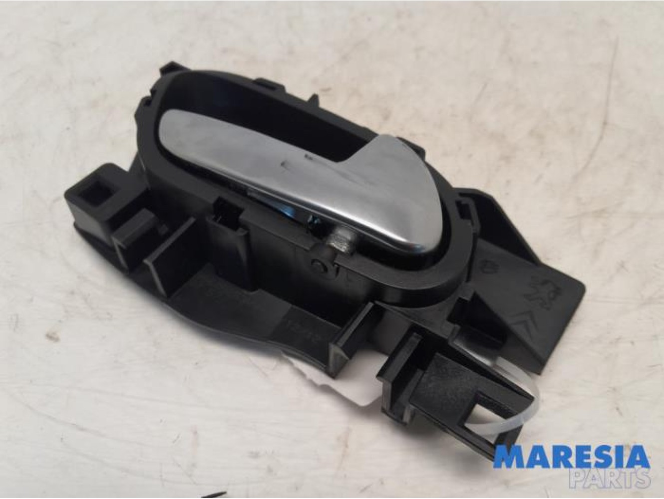 Peugeot - 208 - Front door handle 4-door, right