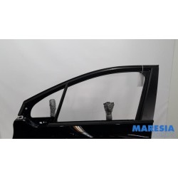 Peugeot - 208 - Tür 4-türig links vorne