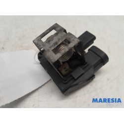 Peugeot - 208 - Cooling fan resistor
