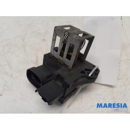 Peugeot - 208 - Cooling fan resistor