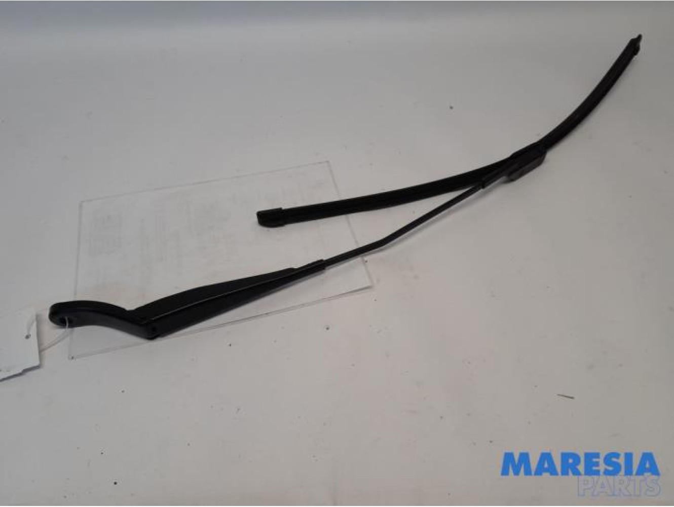 Peugeot - 208 - Front wiper arm