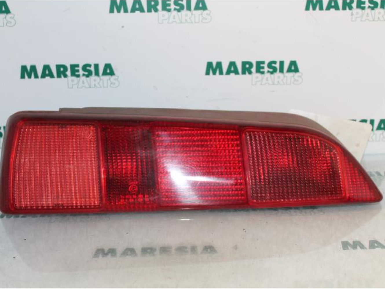 Alfa Romeo - 145/146 - Rücklicht links