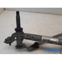 Peugeot - 208 - Wiper mechanism