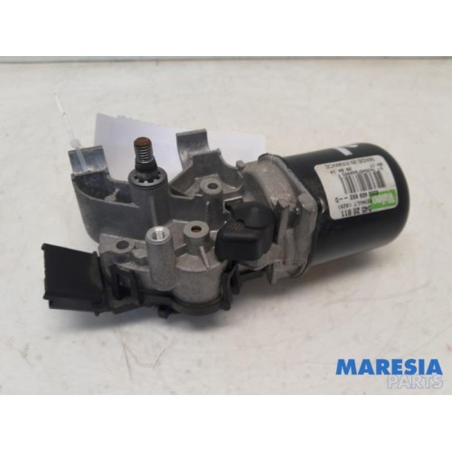 Renault - Kangoo - Front wiper motor