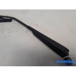 Renault - Kangoo - Rear wiper arm