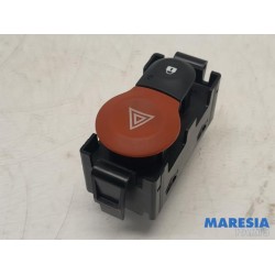 Renault - Kangoo - Panic lighting switch