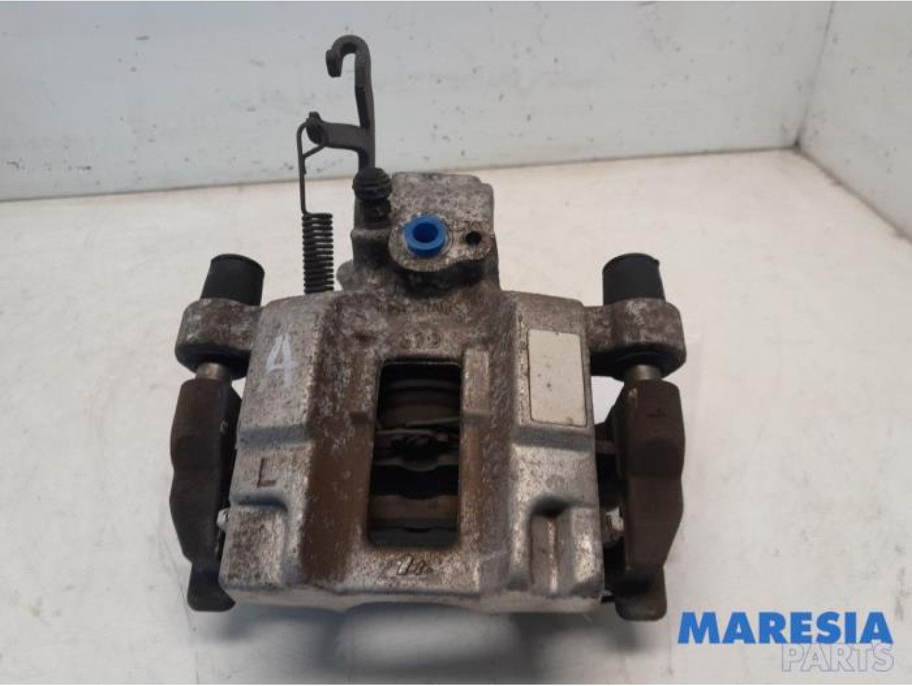 Peugeot - 308 - Rear brake calliper, left