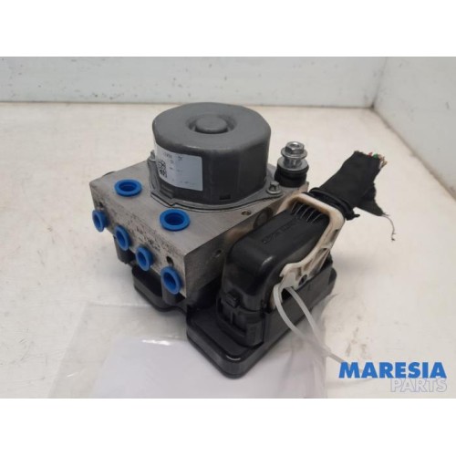 Peugeot - 308 - ABS pump