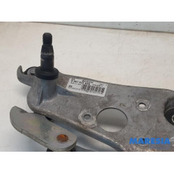 Peugeot - 308 - Wiper mechanism
