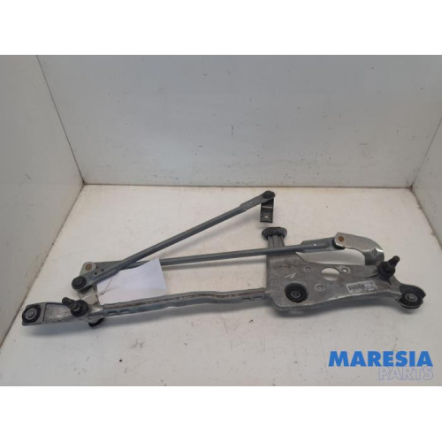 Peugeot - 308 - Wiper mechanism