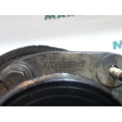 Renault - Clio - Power steering pump