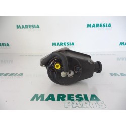 Renault - Clio - Power steering pump