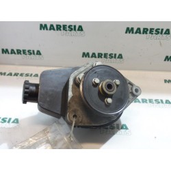 Renault - Clio - Power steering pump