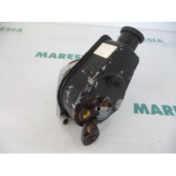 Renault - Clio - Power steering pump