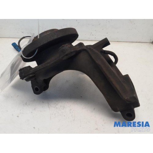 Peugeot - 208 - Knuckle, front right