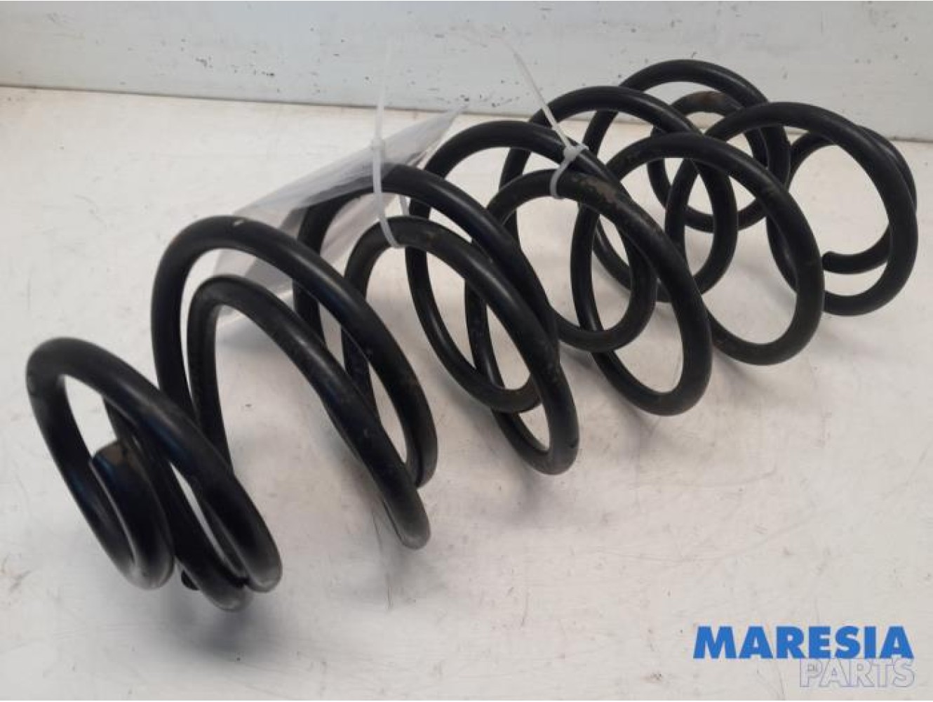 Peugeot - 208 - Rear coil spring