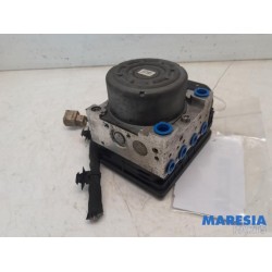 Peugeot - 208 - ABS pump