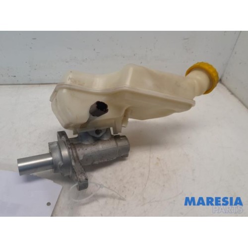 Peugeot - 208 - Master cylinder