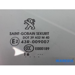 Peugeot - 308 - Door window 4-door, front right