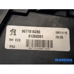 Peugeot - 308 - Taillight, right