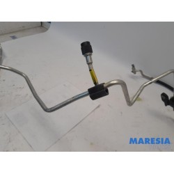 Peugeot - 208 - Engine mount