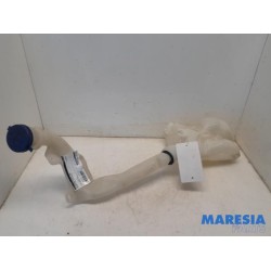 Peugeot - 208 - Front windscreen washer reservoir