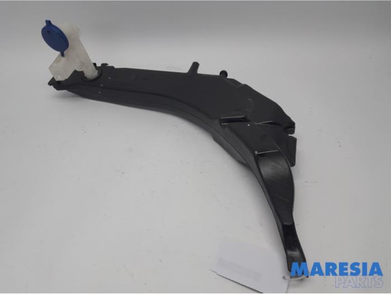 Peugeot - 308 - Front windscreen washer reservoir