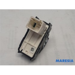 Peugeot - 308 - Electric window switch