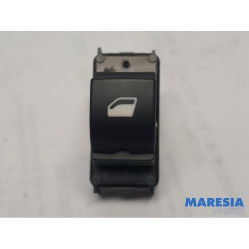 Peugeot - 308 - Electric window switch