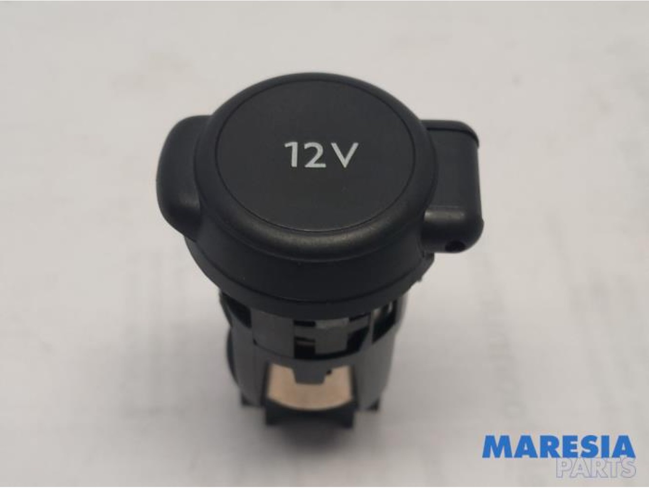 Peugeot - 308 - 12 volt connection