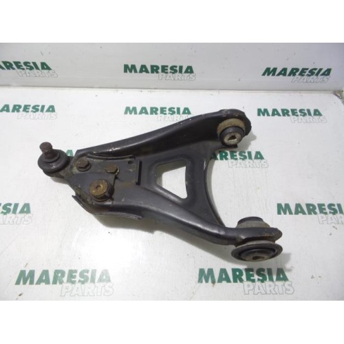 Renault - Kangoo - Front lower wishbone, left