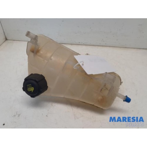 Renault - Kangoo - Expansion vessel