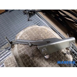 Renault - Kangoo - Bonnet Hinge