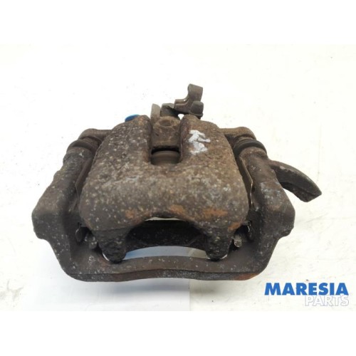 Renault - Kangoo - Rear brake calliper, right